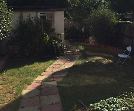 Bed and Breakfast St Mildreds London Exterior foto